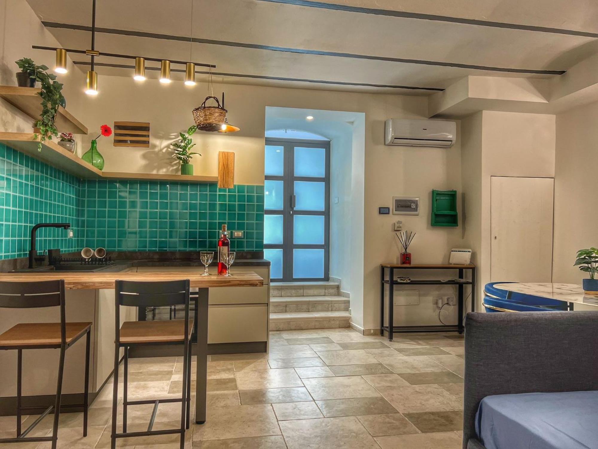 Amay City Suite Bari Exterior photo
